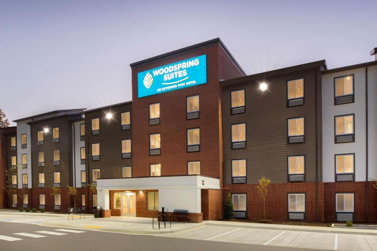 Woodsping Suites Washington Dc East Arena Drive Lake Arbor Kültér fotó